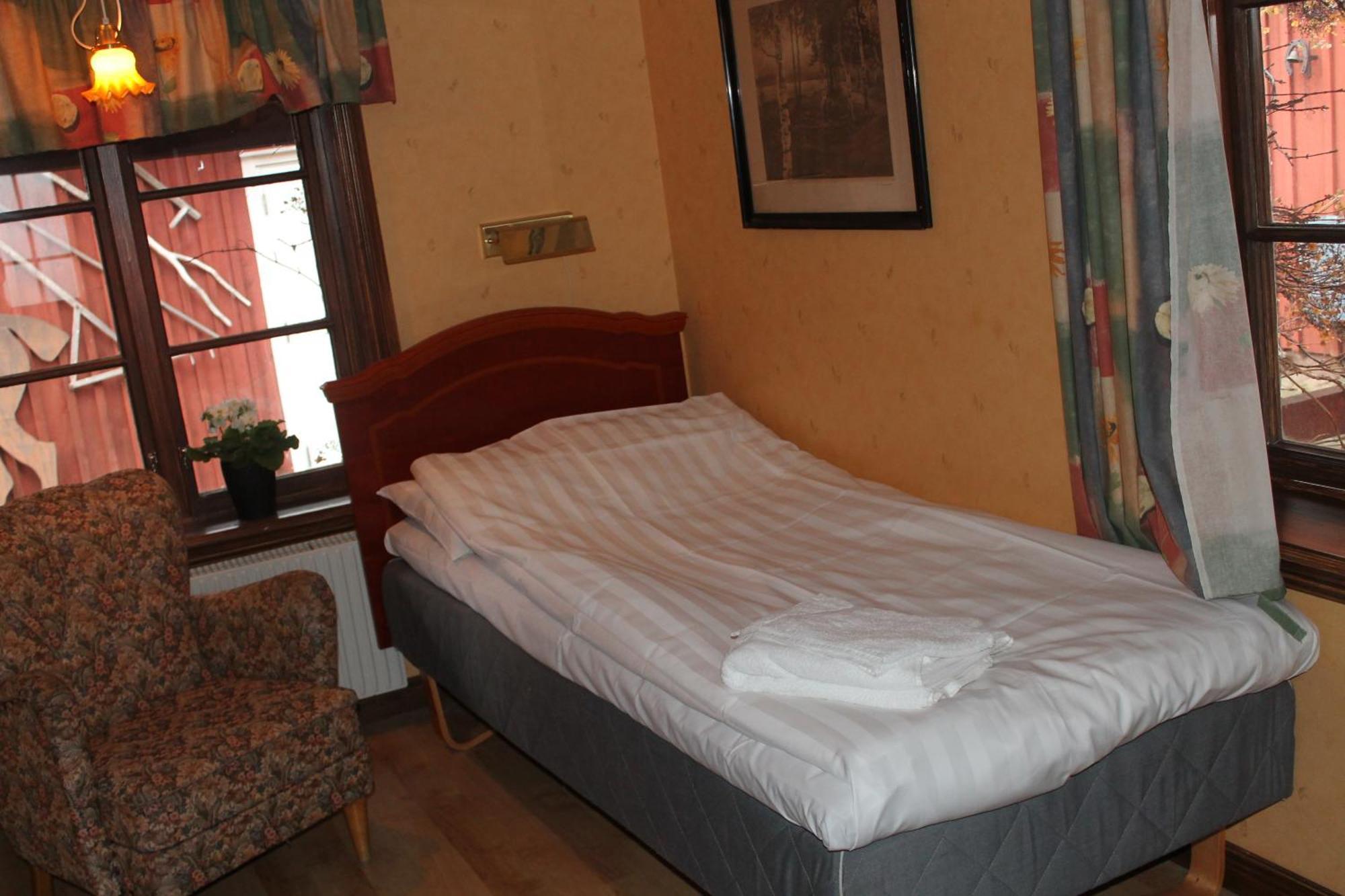 Hotell Mikaelsgarden Vårgårda 部屋 写真