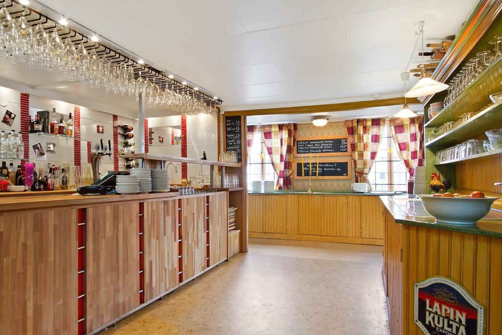 Hotell Mikaelsgarden Vårgårda エクステリア 写真